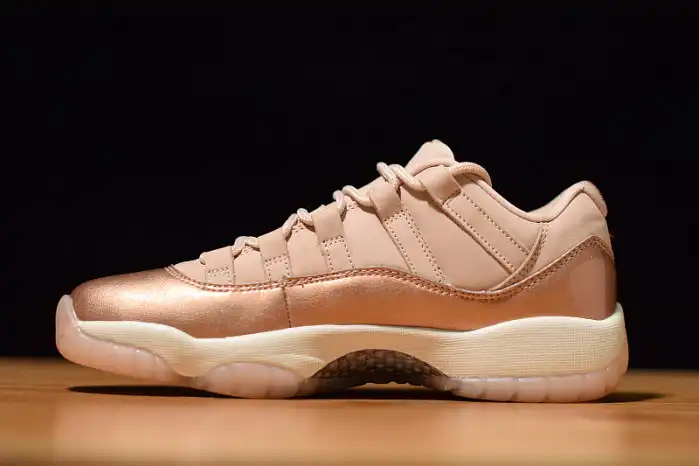 【Free Shipping】 Air Jordan 11 Low GS Rose Gold AH7860-105 0127