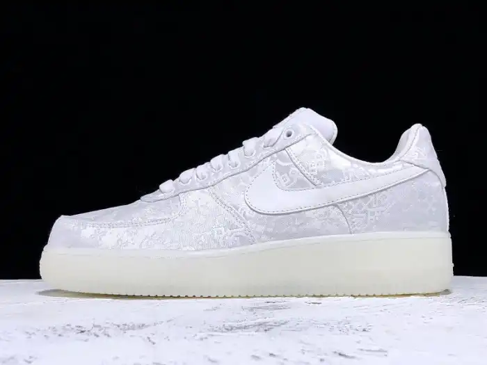 【Free Shipping】 AIR FORCE 1 LOW CLOT 1WORLD (2018) AO9286-100 0129