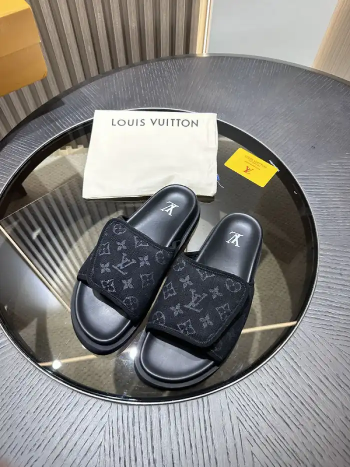 【Free Shipping】 LV Miami Mule 24052705 0130