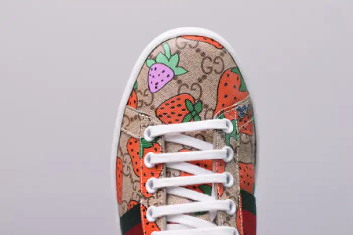 Reps 【Free Shipping】 GUCC ACE EMBROIDERED LOW-TOP SNEAKER 431920 DOPEO 9064 0125