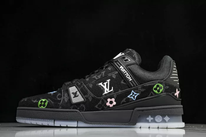 【Free Shipping】 LV TRAINER SNEAKER 24111502 0115