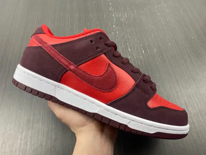 Rep 【Free Shipping】 Nike SB Dunk Low Cherry DM0807-600 0129