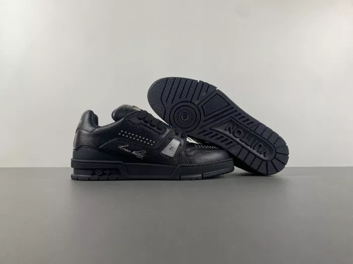 Rep 【Free Shipping】 LV TRAINER SNEAKER 24121003 0115