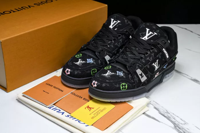 Cheap 【Free Shipping】 LV TRAINER SNEAKER 24111502 0115