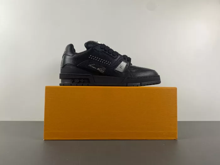 Rep 【Free Shipping】 LV TRAINER SNEAKER 24121003 0115