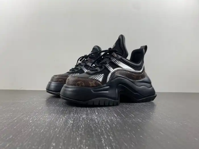 【Free Shipping】 LV Archlight Sneakers 0130