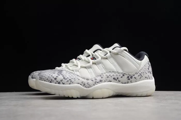 Cheap 【Free Shipping】 Air Jordan 11 Low SE Snake Light Bone CD6846-002 0113