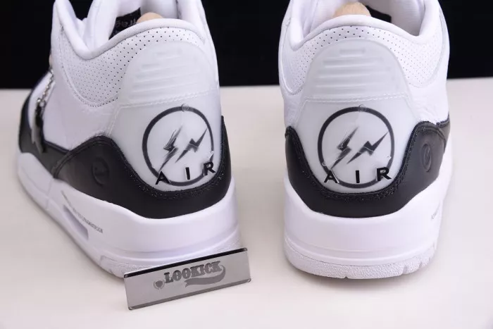 Reps 【Free Shipping】 AIR JORDAN 3 FRAGMENT DA3595-100 0113