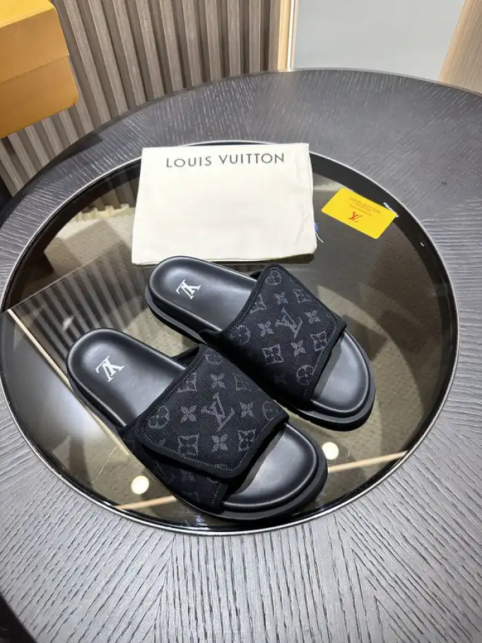 Rep 【Free Shipping】 LV Miami Mule 24052705 0130