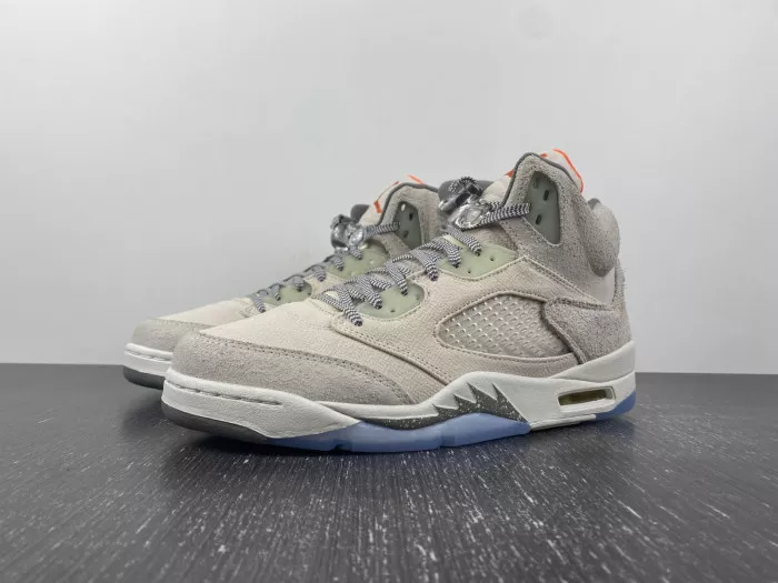 【Free Shipping】 Air Jordan 5 Retro SE Craft Light Orewood Brown FD9222-180 0113